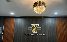 Tz Satellite Hotel,  2*